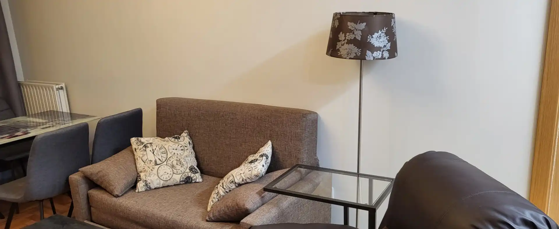 Sala de estar de Apartamento de alquiler en Vigo  con Calefacción, Parquet y Amueblado