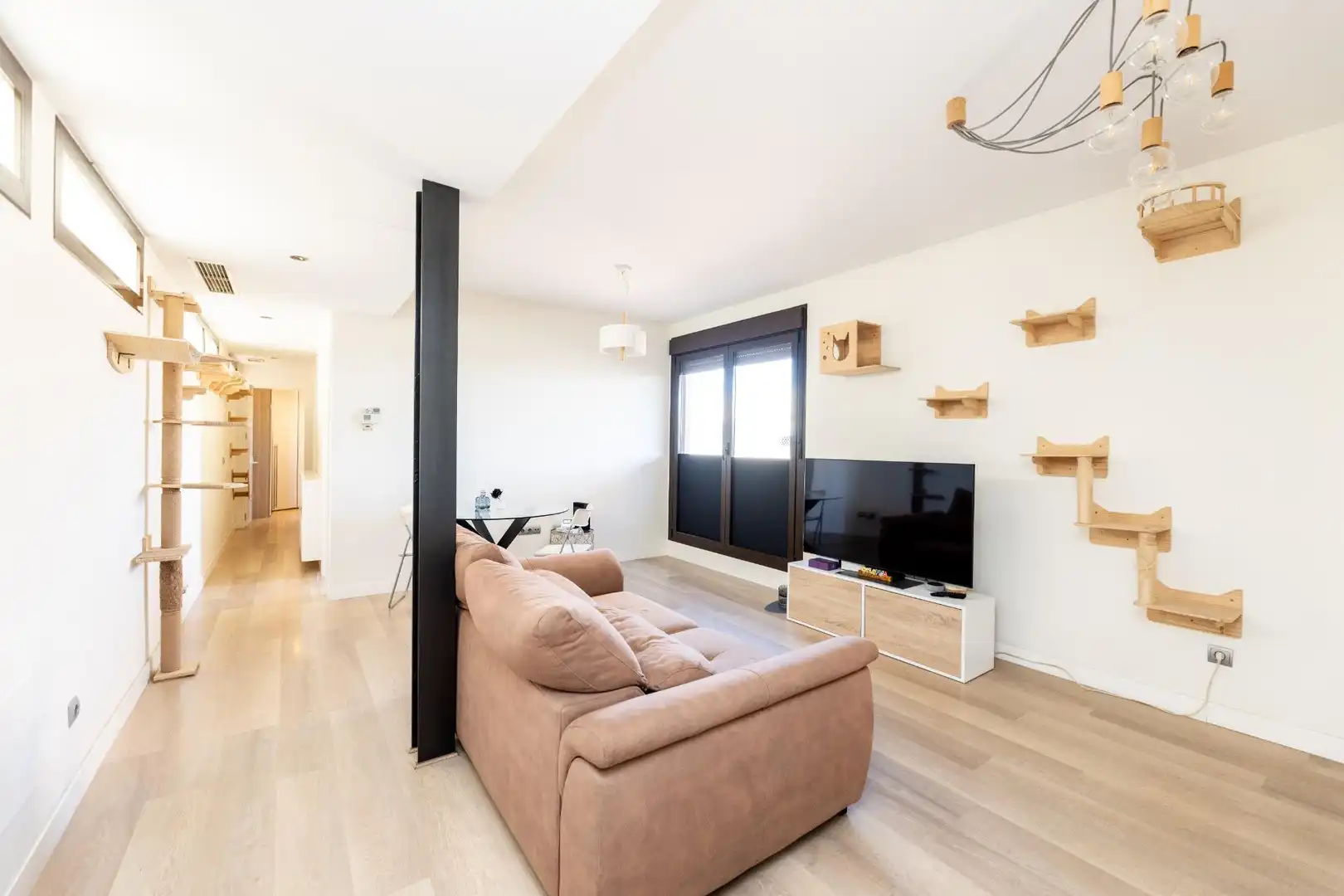 Sala d'estar de Àtic en venda en Torrejón de Ardoz amb Aire condicionat, Calefacció i Jardí privat