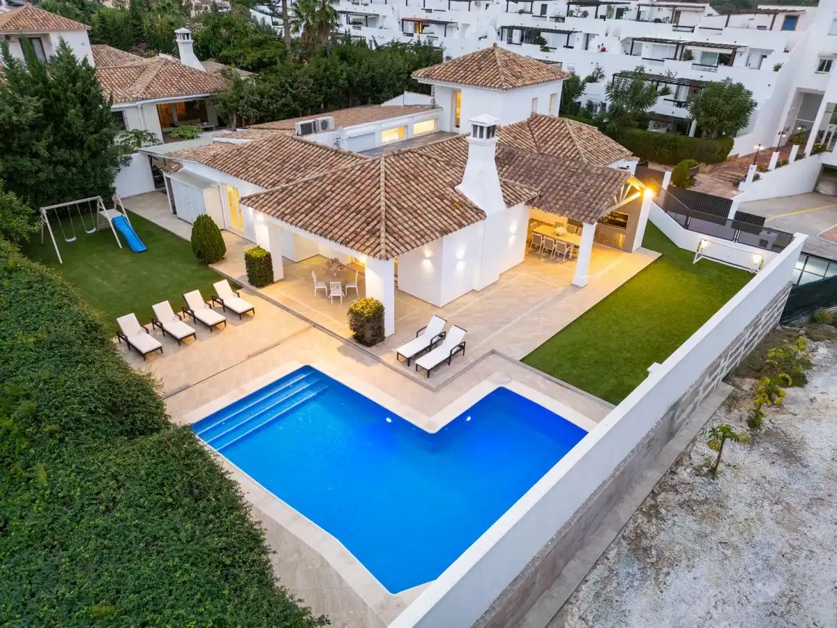 Villa mit Pool zum Verkauf in Benamara - Atalaya, imagen 2