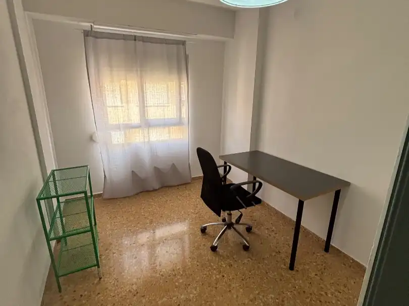Wohnung zur Miete in Carrer de Concha Espina, 12, L'Amistat