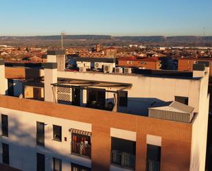 Exterior view of Attic for sale in Marchamalo  with Terrace and Balcony