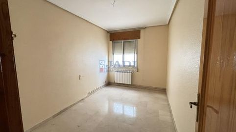 Foto 3 de Piso en venta en Valdepeñas, Ciudad Real