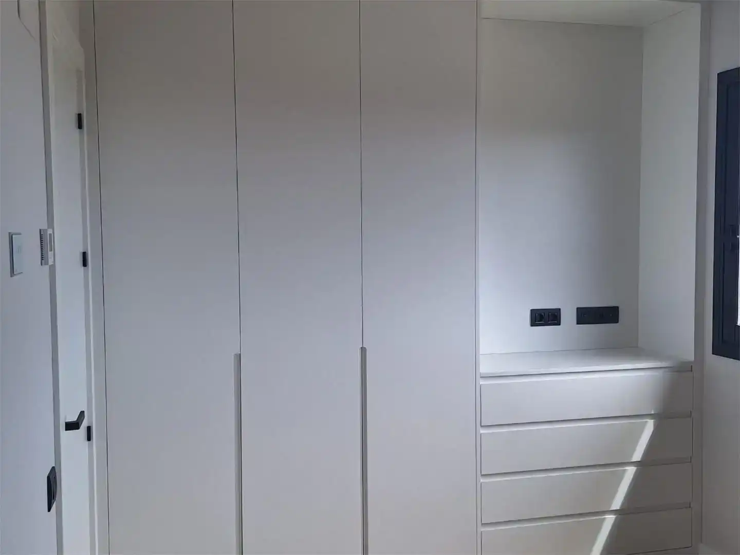Dormitori de Pis en venda en Tiana amb Aire condicionat, Jardí privat i Parquet