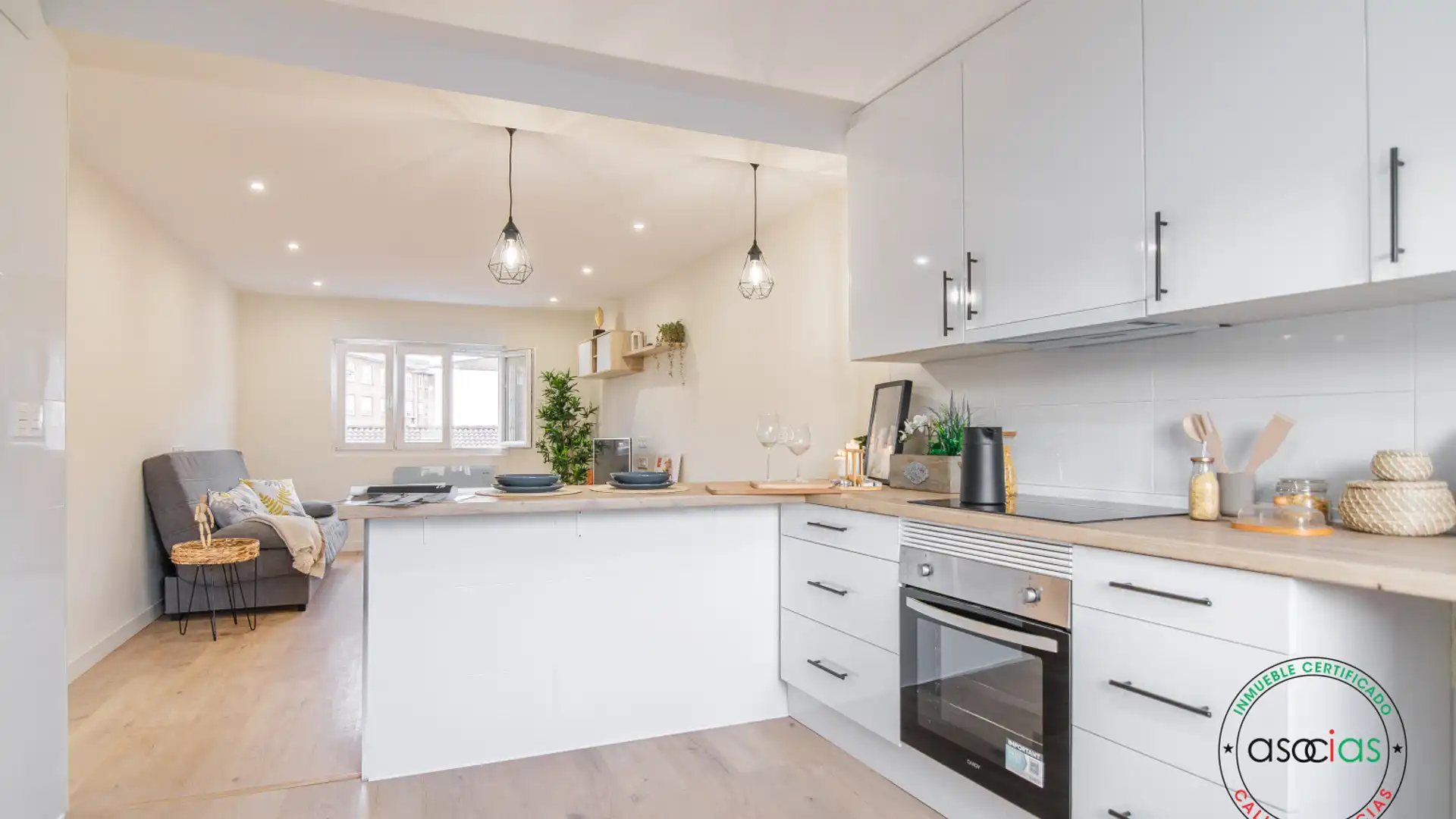 Cocina de Piso en venta en Corvera de Asturias con Calefacción, Jardín privado y Amueblado