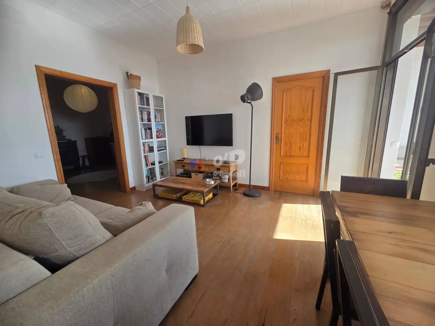 Sala d'estar de Pis en venda en Barcelona amb Jardí privat, Terrassa i Traster
