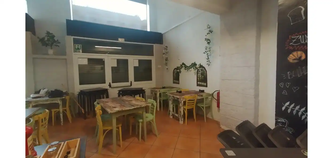 Commercial properties for sale in Lloret de Mar  with Air Conditioner, Heating and Furnished