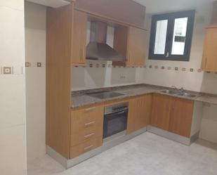 Kitchen of Flat to rent in Salt