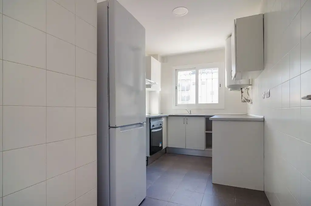 Piso en venta en C/ Dr Santiago Ramón y Cajal, Puertas del sur - Guadabajaque