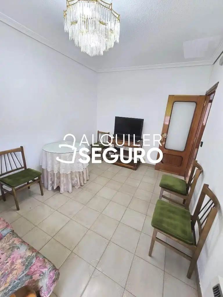 Sala de estar de Piso de alquiler en Alcalá de Henares con Aire acondicionado, Calefacción y Terraza
