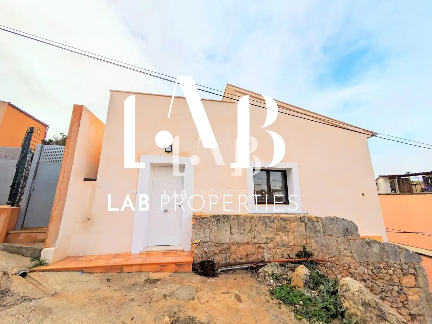 Vista exterior de Casa o xalet en venda en Felanitx amb Jardí privat, Terrassa i Jacuzzi