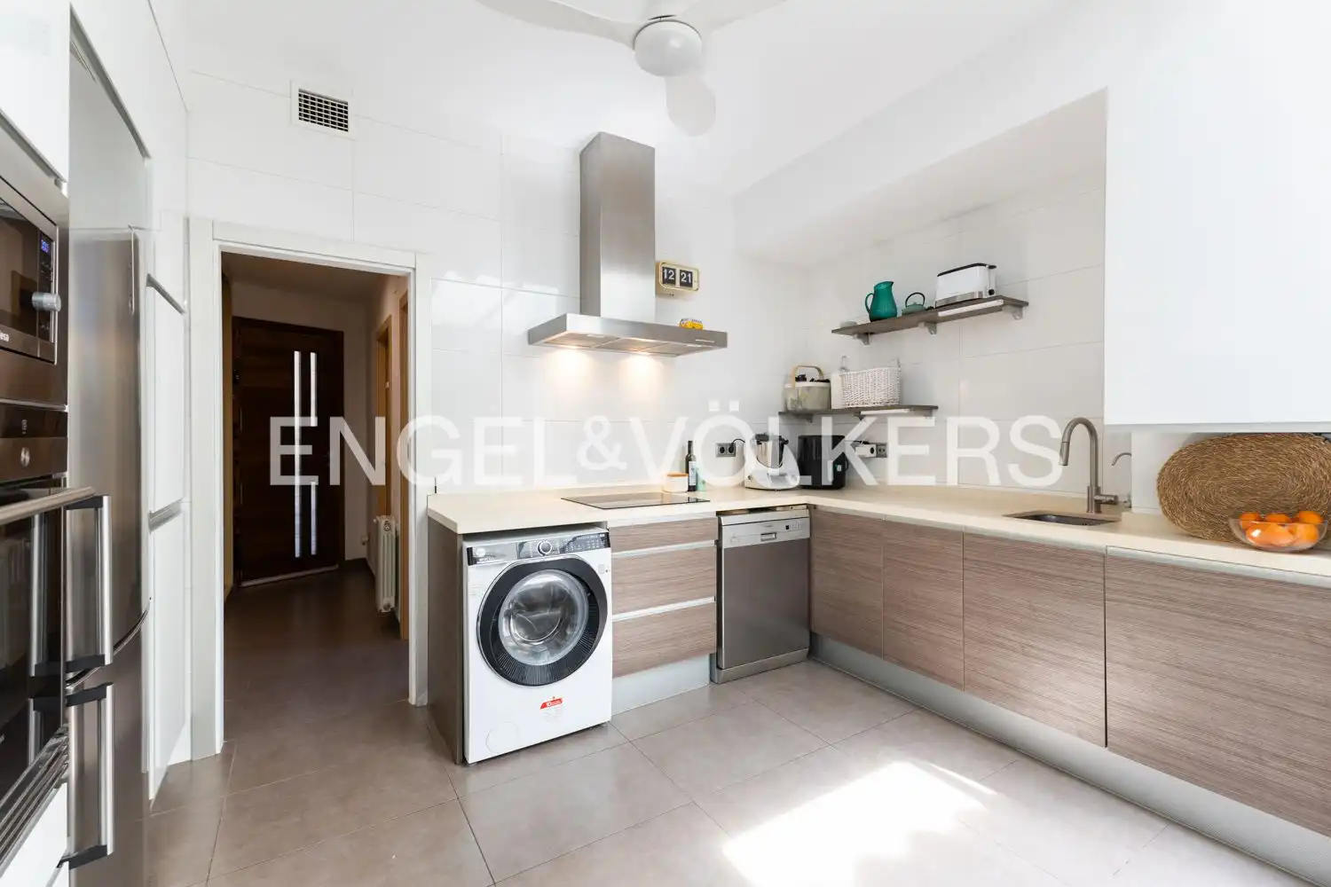 Cuina de Casa o xalet de lloguer en Valencia amb Aire condicionat, Calefacció i Terrassa