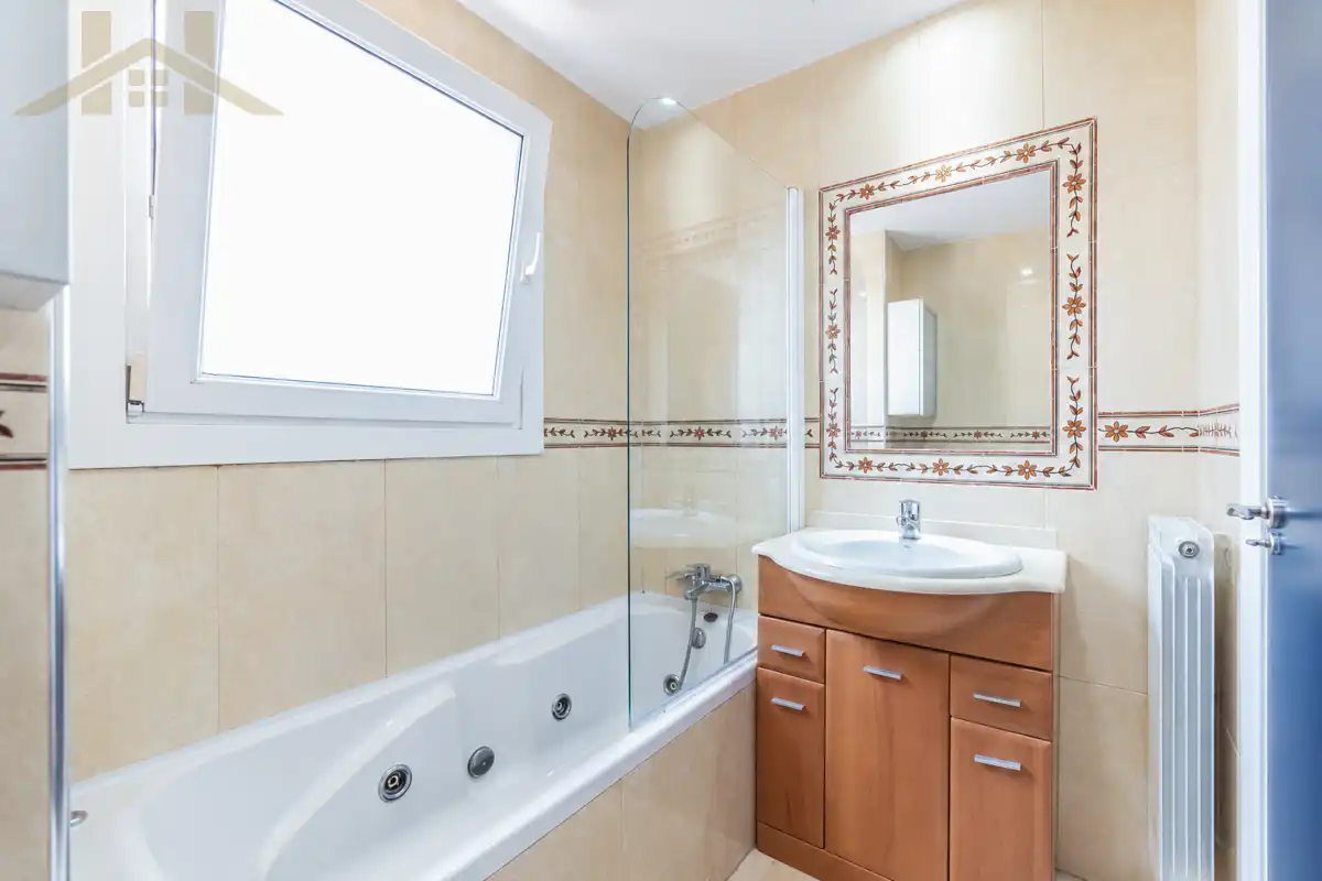 Baño de Ático en venta en Valdemoro con Aire acondicionado, Calefacción y Terraza