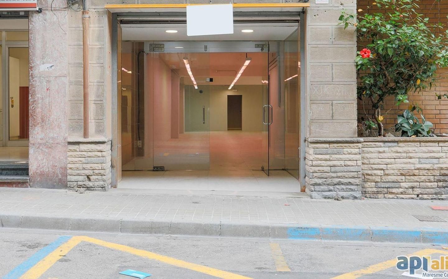 Local en venta en Premià de Mar