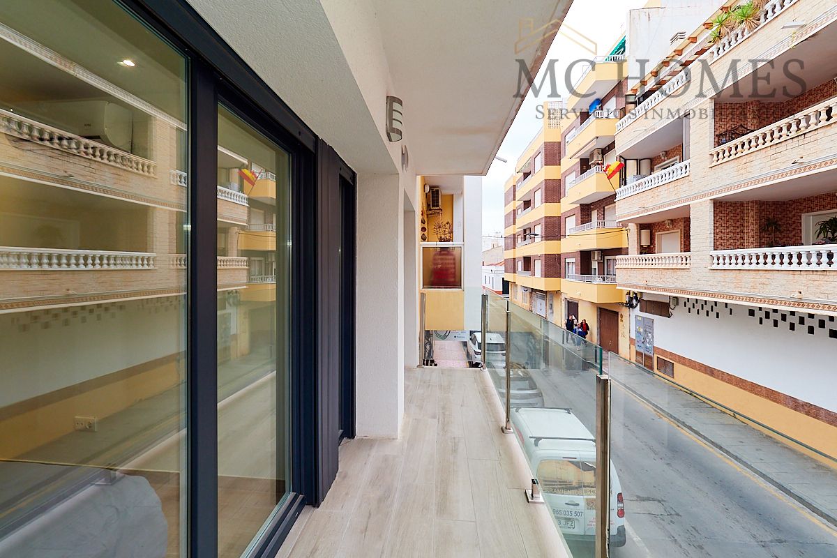 Balcony of Flat to rent in Torrevieja  with Air Conditioner, Furnished and Oven