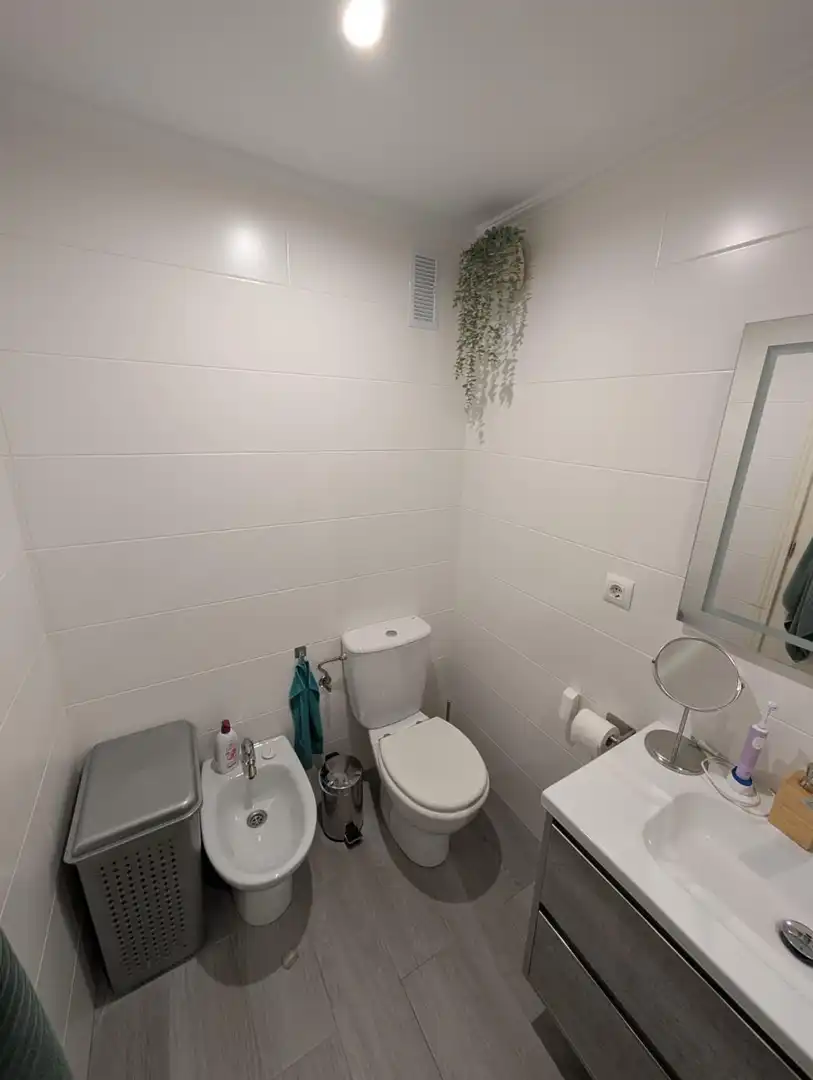 Badezimmer von Wohnung zum Verkauf in Utrera mit Klimaanlage, Parkett und Abstellraum