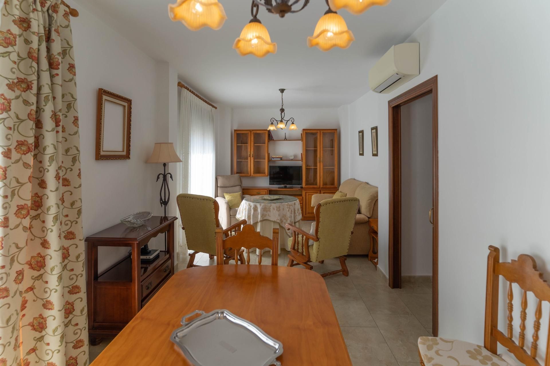 Comedor de Piso de alquiler en Alhaurín El Grande con Amueblado y Balcón