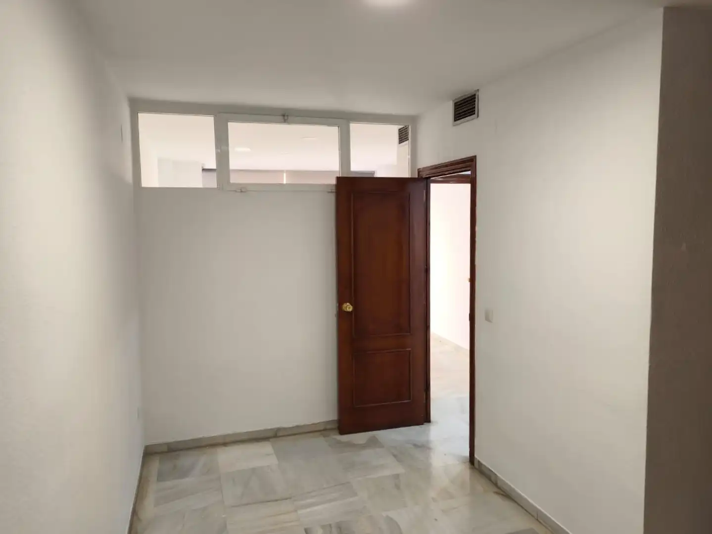 Oficina de alquiler en Fuengirola con Aire acondicionado y Calefacción
