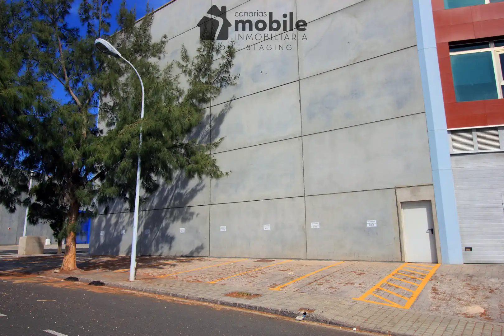 Nave industrial con ascensore in vendita a Calle Carpintero 13C, imagen 3