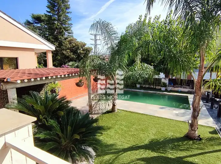 Jardí de Casa o xalet en venda en Tiana amb Aire condicionat, Calefacció i Jardí privat