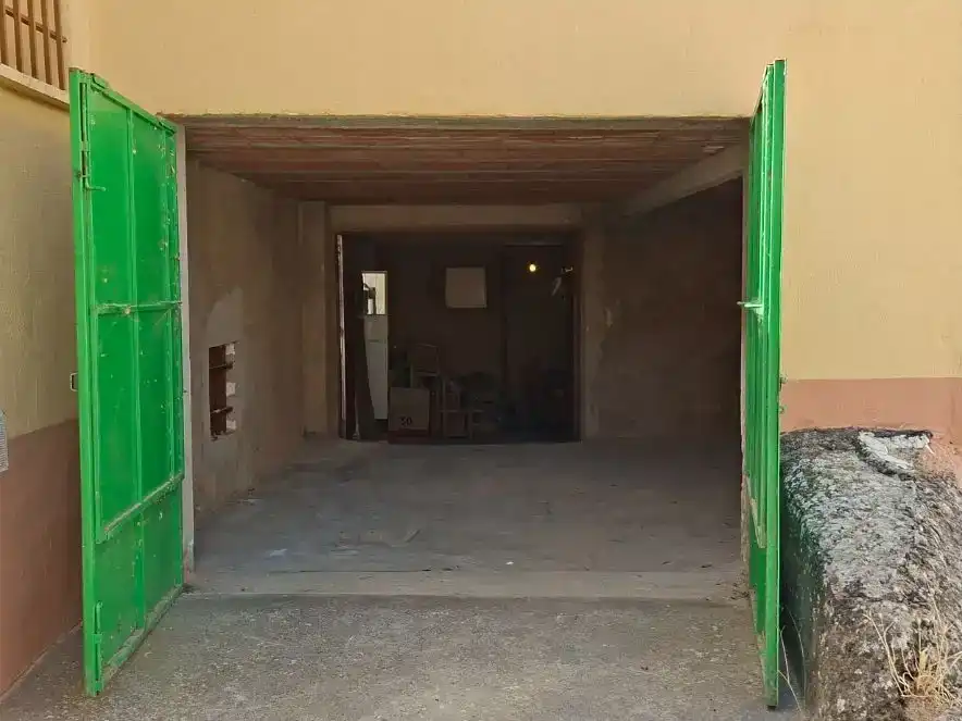 Casa adosada en venda en Castillejo-Sierra amb Traster i Moblat