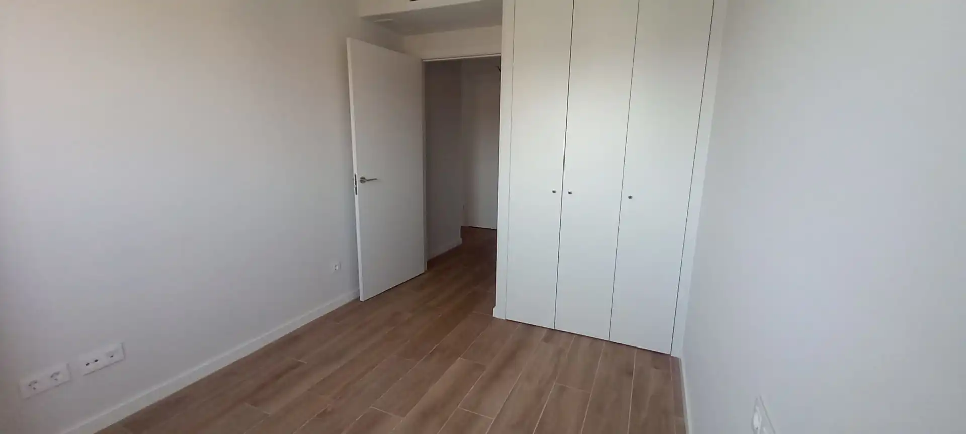 Schlafzimmer von Wohnung zur Miete in Quart de Poblet mit Abstellraum und Schwimmbad