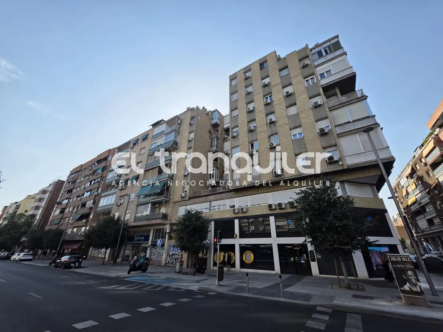 Außenansicht von Wohnung zur Miete in Madrid mit Klimaanlage und Waschmaschine