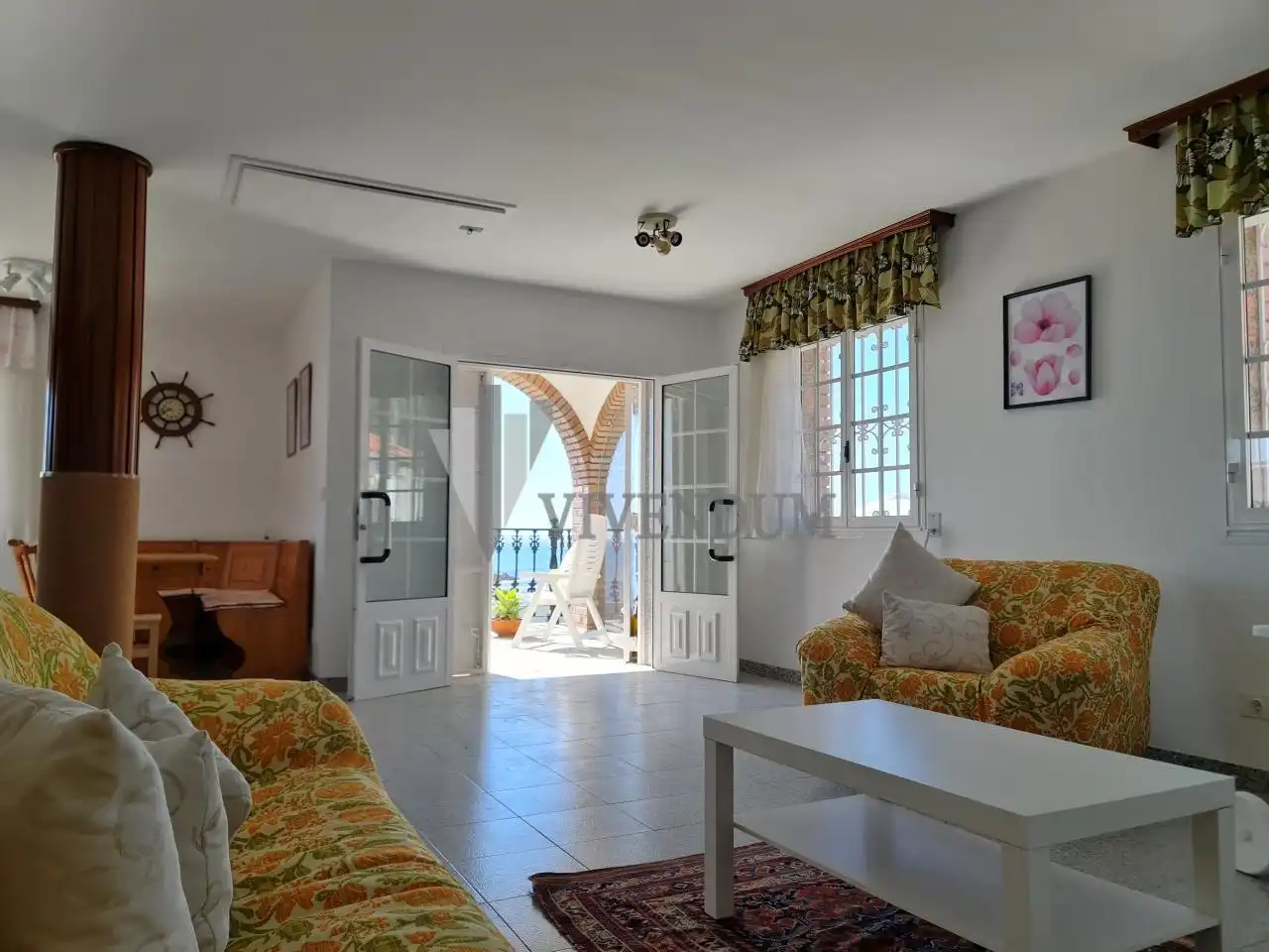 Sala de estar de Casa o chalet de alquiler en Oia con Jardín privado, Terraza y Piscina