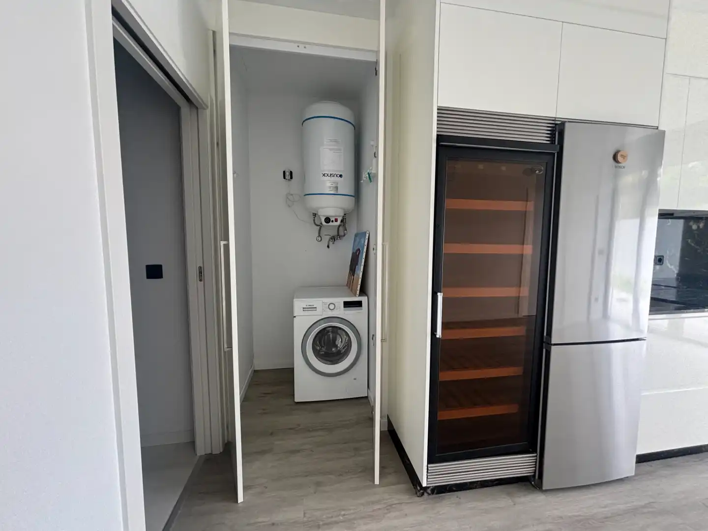 Kitchen of Apartments for rent in Vigo   with Heating, Oven and Washing machine