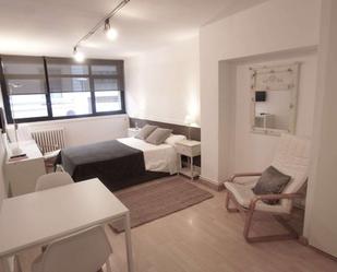 Bedroom of Study to share in  Barcelona Capital  with Terrace