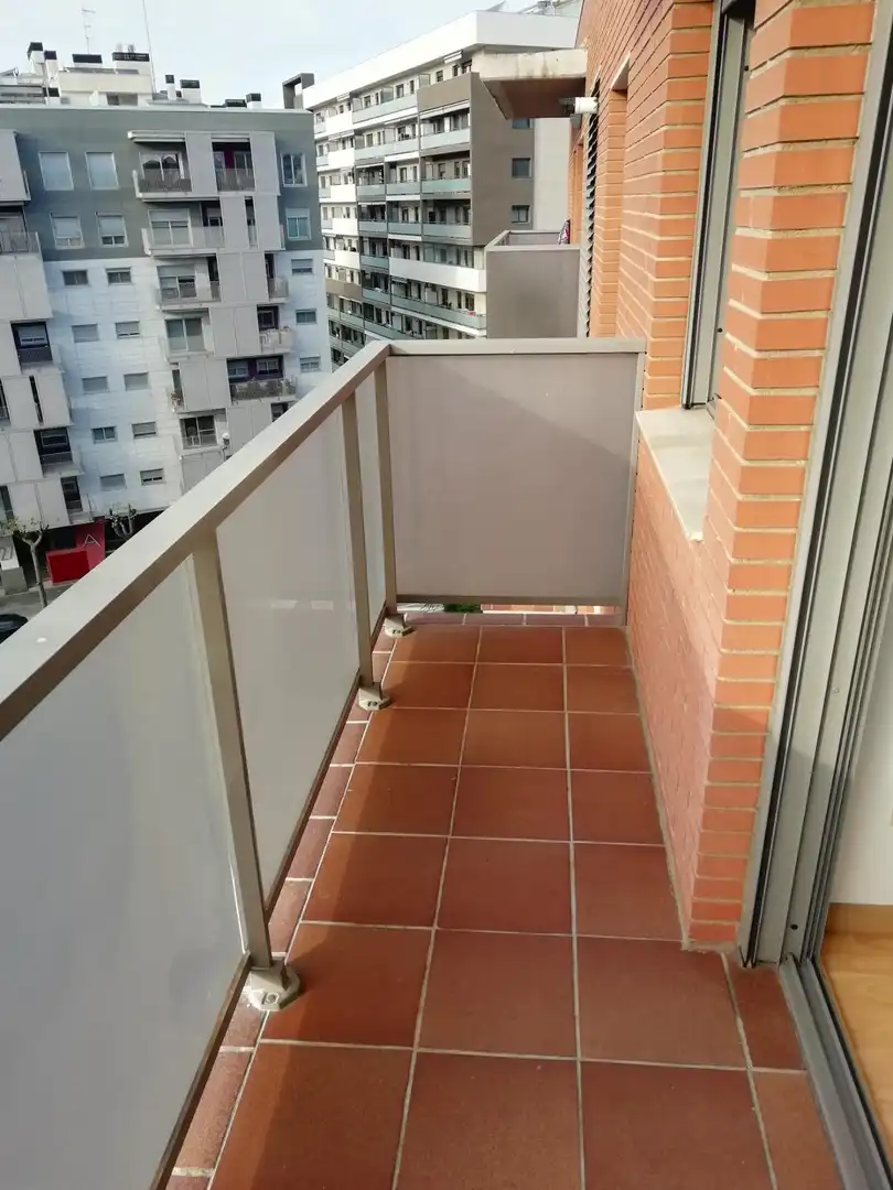 Wohnung zur Miete in Calle FELIP PEDRELL, Nou Eixample Sud