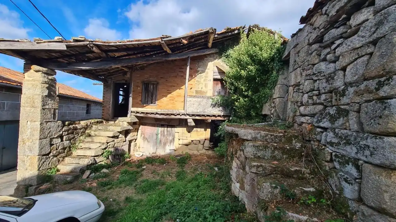 Haus zum Verkauf in Nogueira de Ramuín, imagen 8