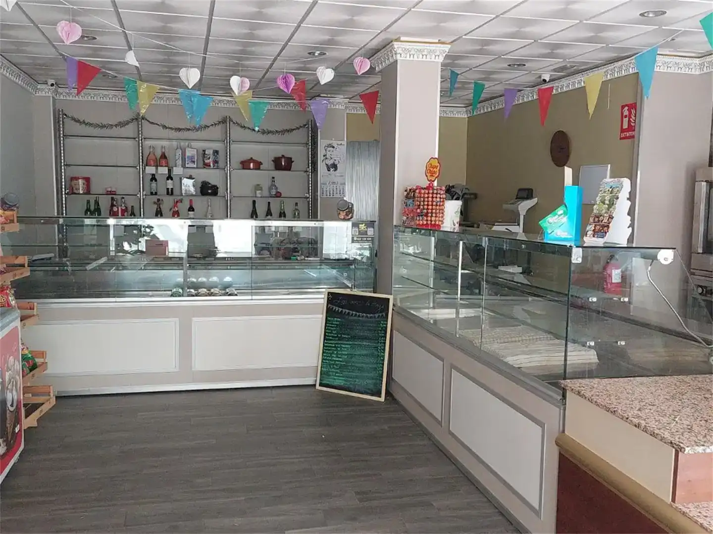 Commercial properties for rent in Parla  with Air Conditioner and Furnished