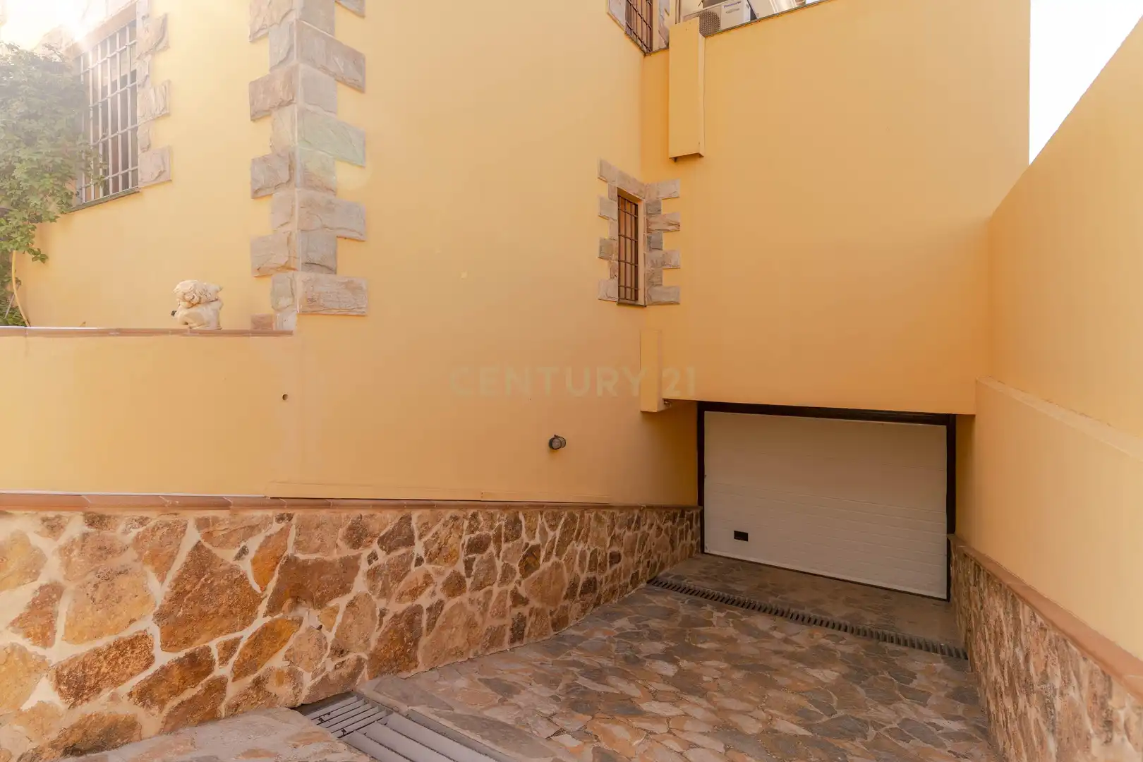 Houses for sale in Baza  with Storage room and Balcony
