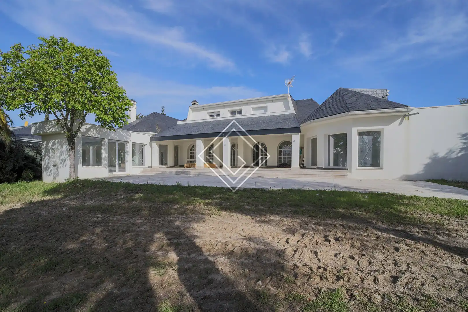 Vista exterior de Casa o chalet en venta en Las Rozas de Madrid con Aire acondicionado, Calefacción y Jardín privado