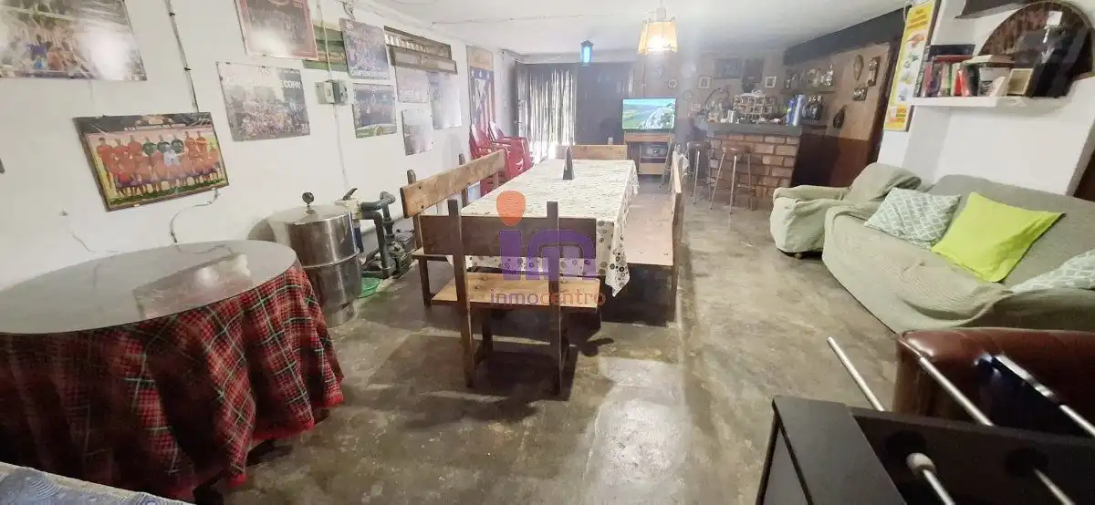 Casa o xalet en venda en Valdepeñas amb Jardí privat i Piscina