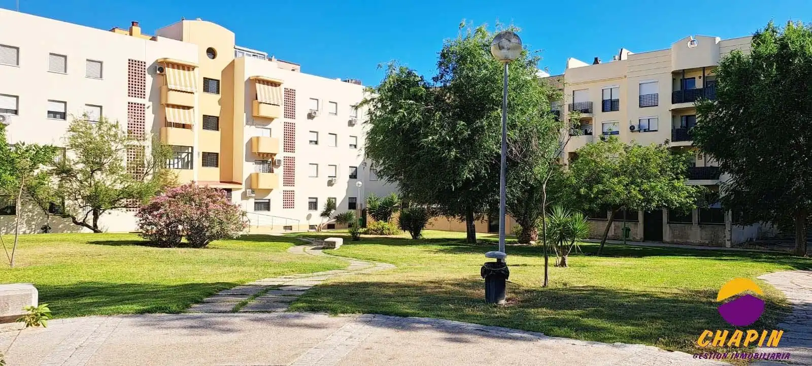 Exterior view of Flat for sale in Jerez de la Frontera  with Air Conditioner, Storage room and Balcony