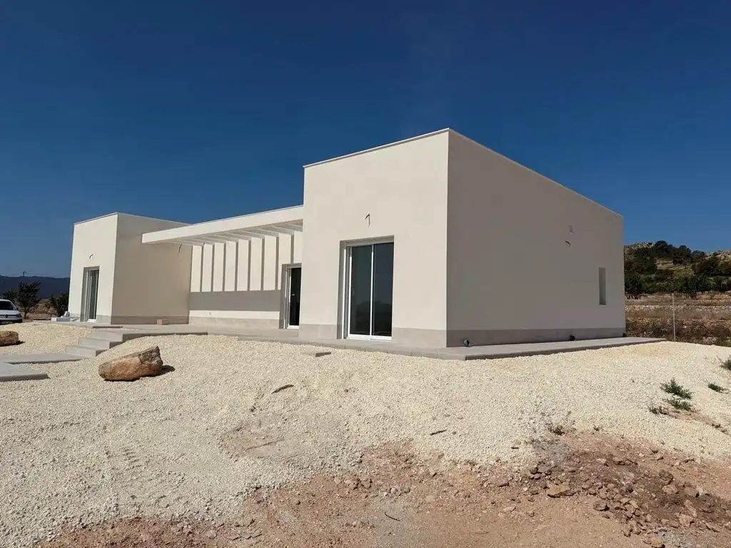 Casa amb piscina en venda a El Pinós / Pinoso, imagen 4