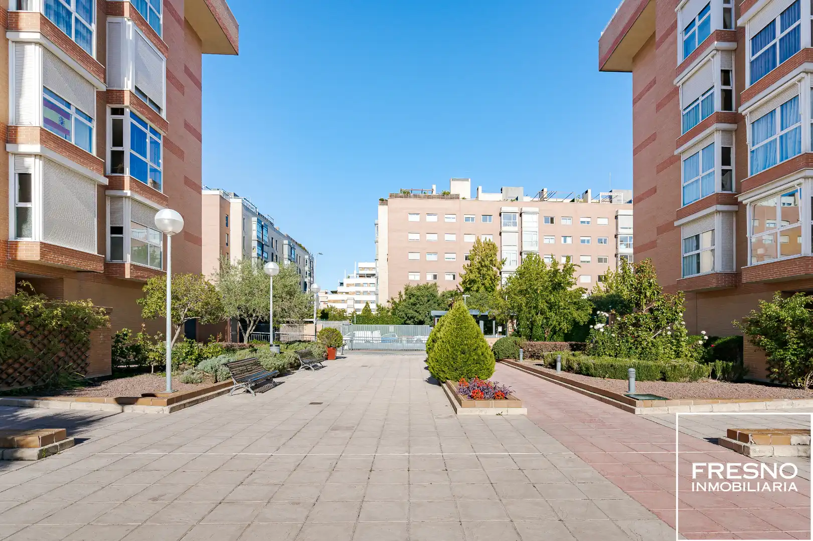 Vista exterior de Piso en venta en Madrid con Aire acondicionado, Calefacción y Parquet