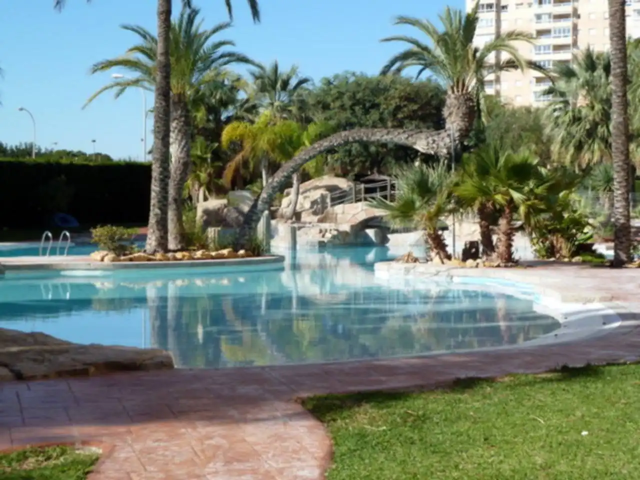 Swimming pool of Flat for rent in El Campello  with Air Conditioner, Heating and Alarm
