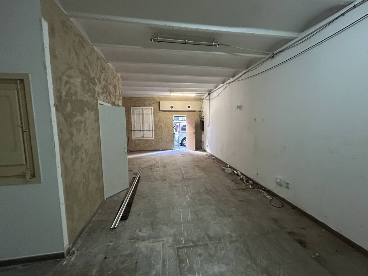 Local en venta en Badalona