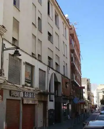 Vista exterior de Local en venta en Algeciras