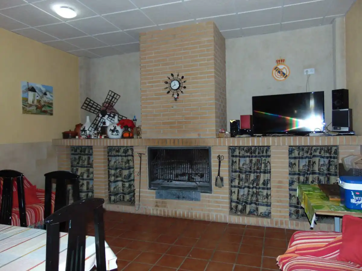 Sala d'estar de Casa o xalet en venda en Valdepeñas amb Aire condicionat, Calefacció i Terrassa