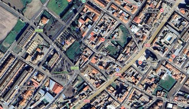 Casa adosada en Venta en Poblete