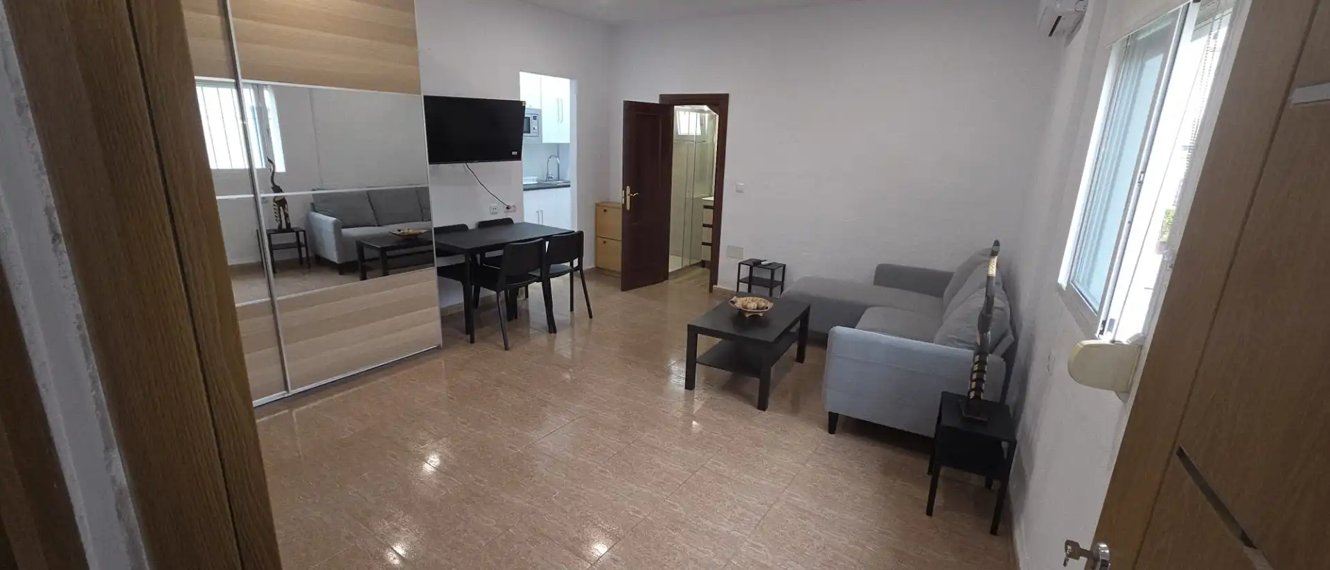 Sala de estar de Apartamento de alquiler en Alhaurín de la Torre con Aire acondicionado, Amueblado y Lavadora