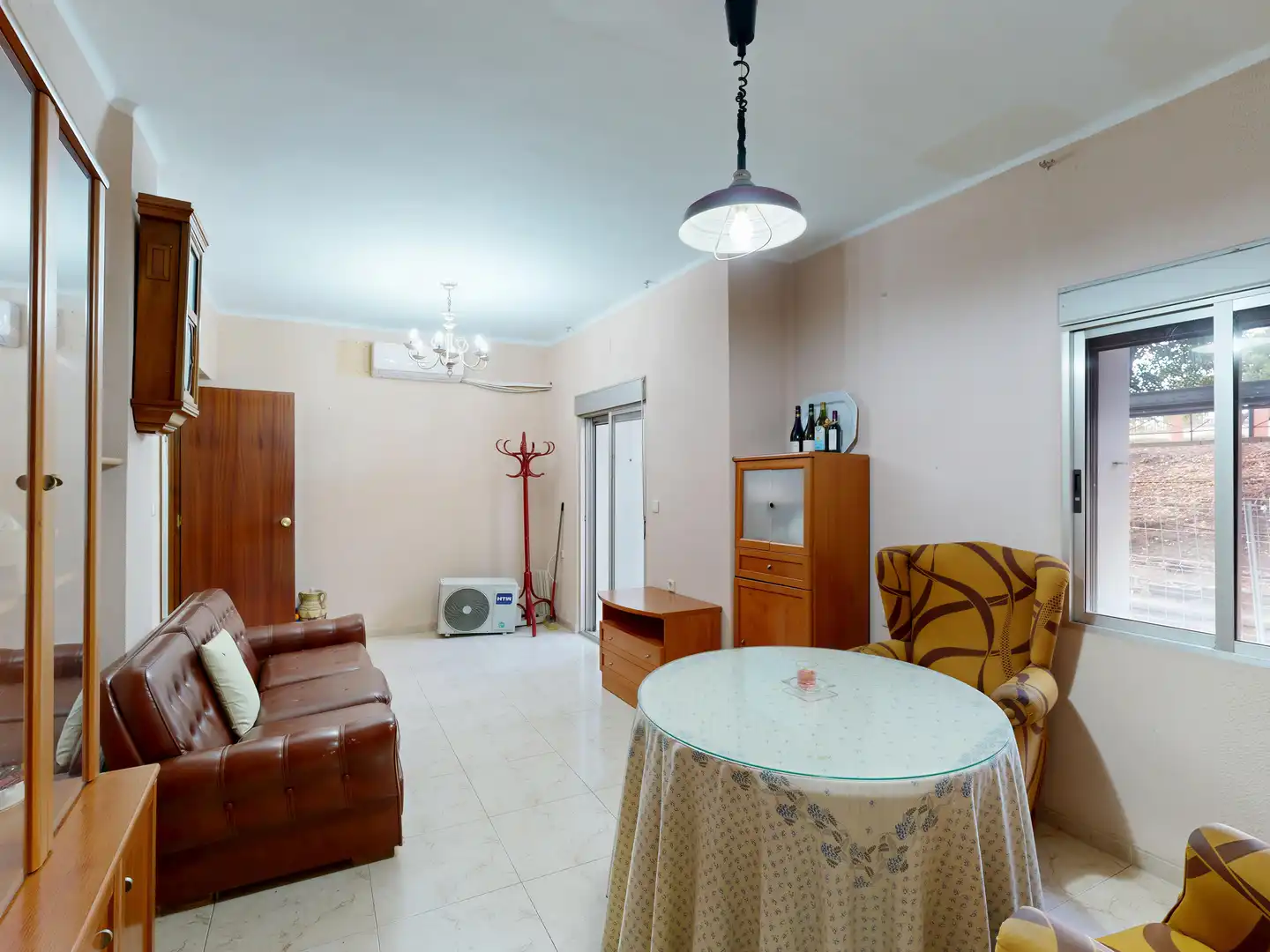 Sala d'estar de Pis en venda en Casco Antiguo