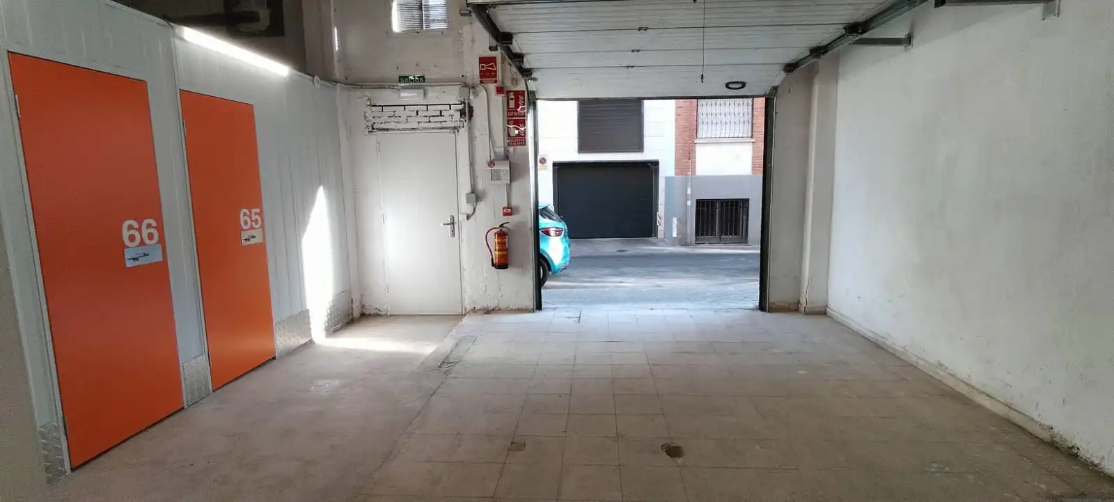 Aparcament de Traster de lloguer en Madrid amb Alarma