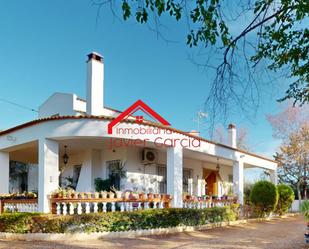Exterior view of Country house for sale in Villafranca de los Barros  with Air Conditioner, Terrace and Storage room