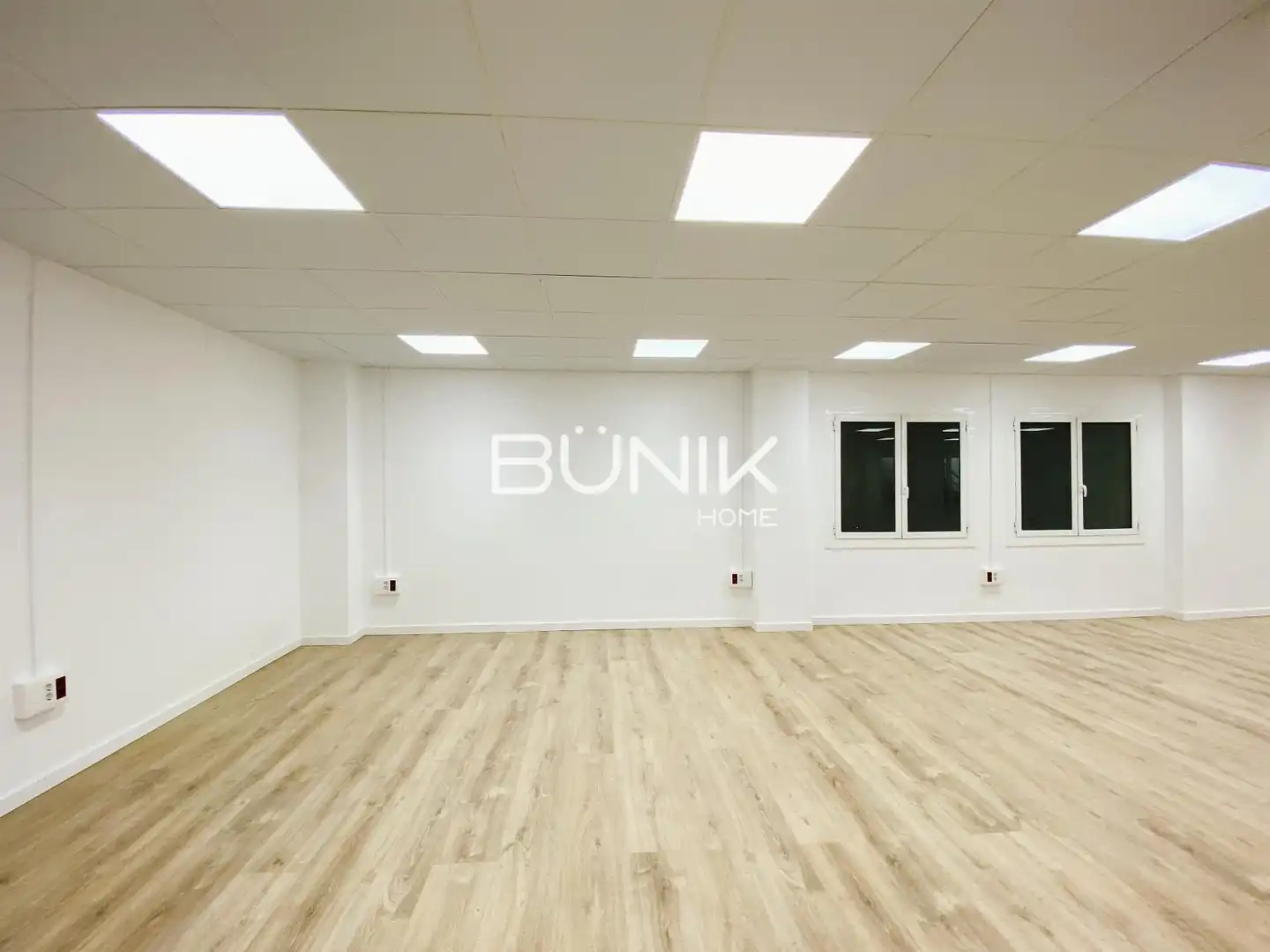 Office for rent in Barcelona  with Air Conditioner