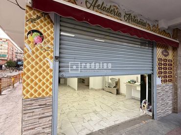 Local comercial en alquiler en Universidad