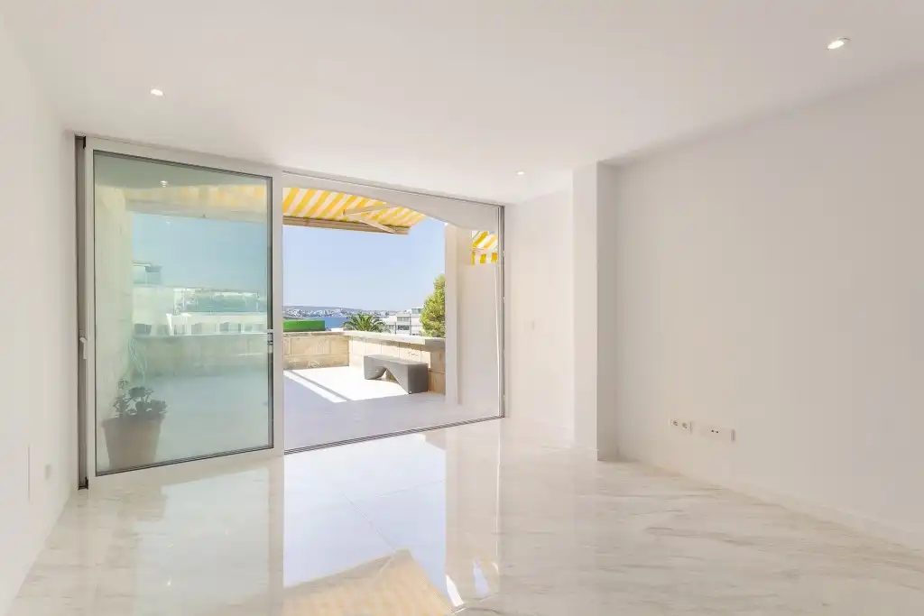 Bedroom of Apartments for sale in Calvià  with Air Conditioner, Terrace and Storage room